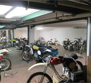 Garage In Vendita a Modena