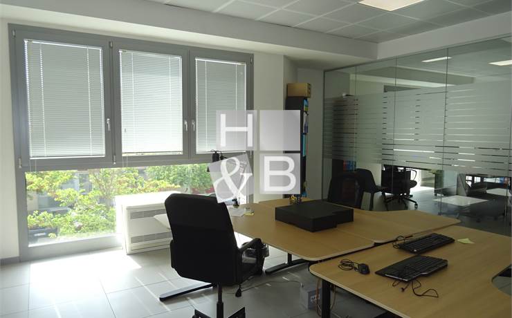 UFFICIO MQ 156 IN ELEGANTE CONTESTO