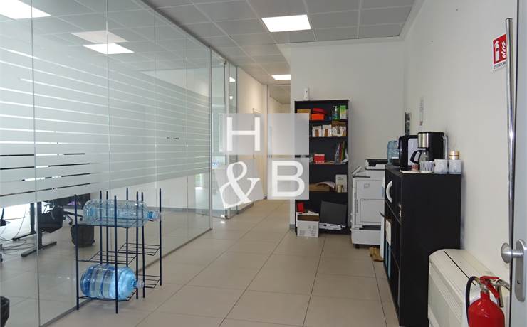 UFFICIO MQ 366 IN ELEGANTE CONTESTO
